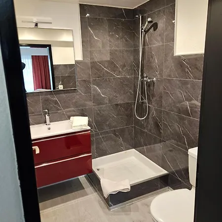 Haus Apollo סאס-אלמאגל