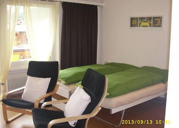 Haus Apollo 萨斯阿尔马格尔